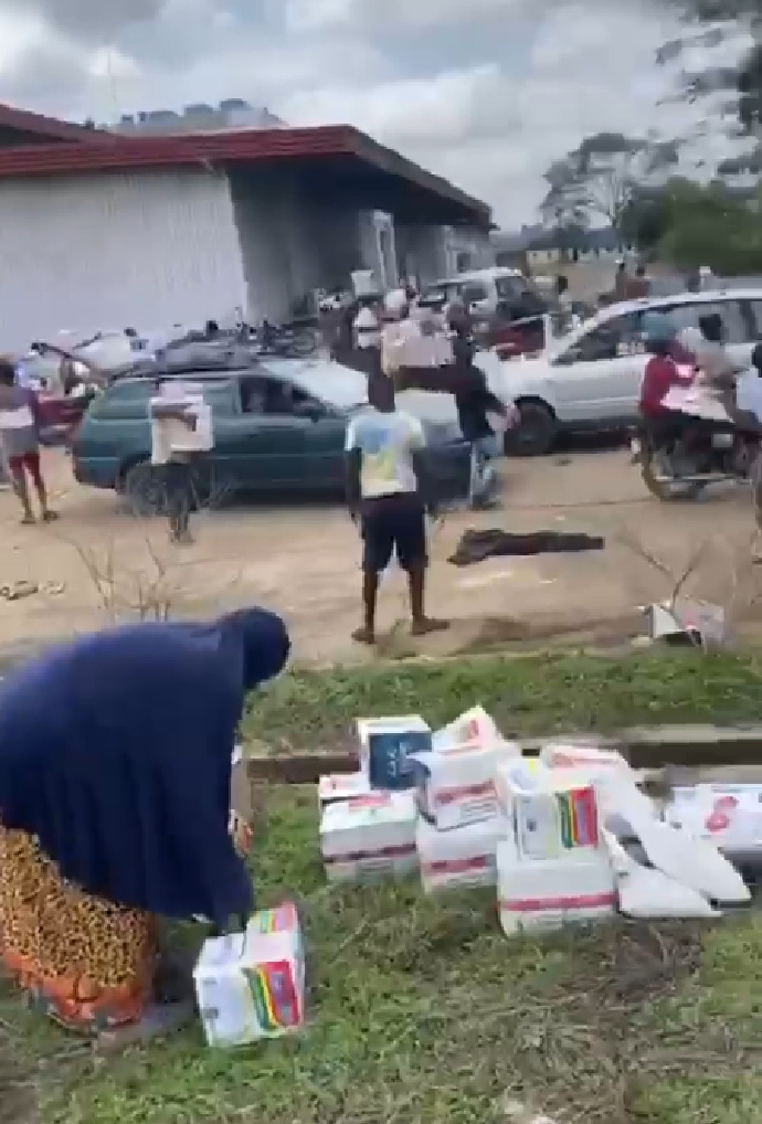 COVID-19 PALLIATIVE WAREHOUSE LOOTED IN OSUN