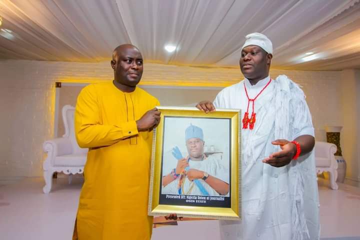 Press Week: Ooni hosts Osun journalists, harps on objective, fair reportage