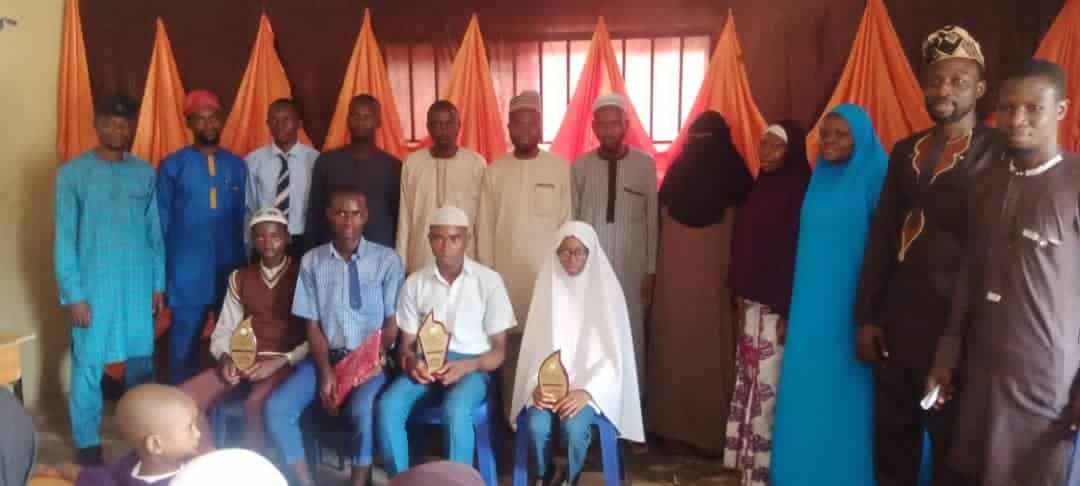 Osun leads as Standard Bearer awards Indigent but brilliant students