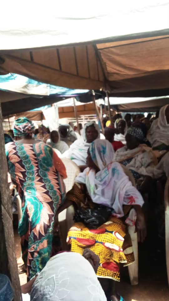 RAMADAN: Osun Finance Commissioner, Oyebamiji Put Smiles On Faces Of Vulnerable