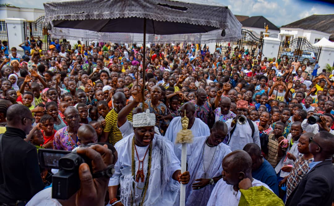 Children’s Day: Ooni highlights significance of entrepreneurship, trains hundreds of children