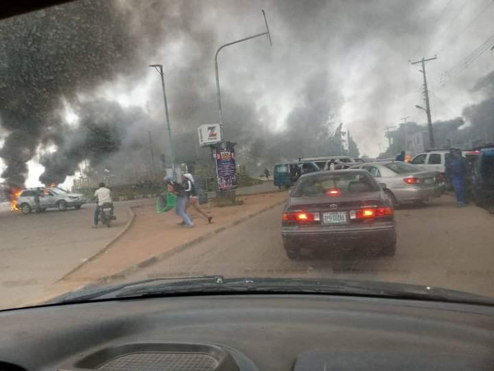 Protest In Osogbo As Police Officer Allegedly Shot Commercial Motorcycle Passenger