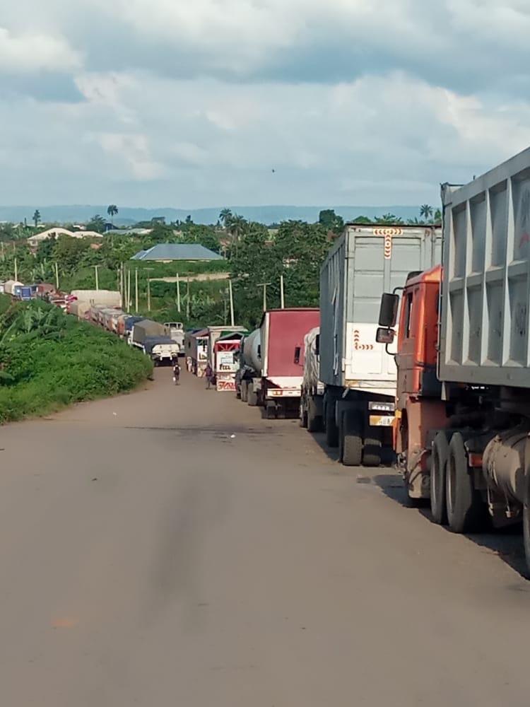 Lorry/Tanker Drivers Stranded on Ilesa/Akure Expressway, Decry Deplorable Condition