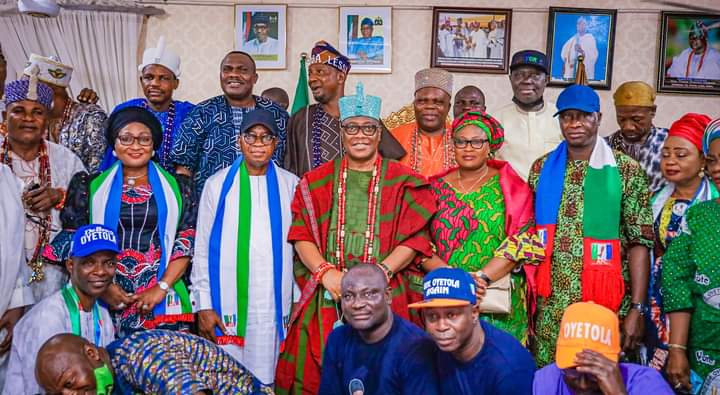 Osun 2022: Oyetola Again Receives Traditional Rulers’ Blessing, Support