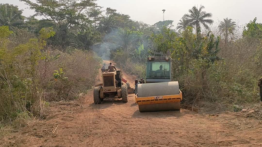 Road Grading: Residents Hail Ife North LG Caretaker Chair