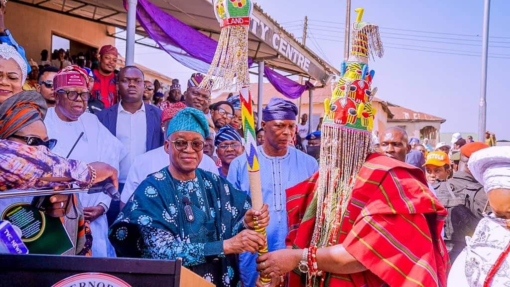 Oba Famodun Receives Staff of Office, Instrument of Appointment As Owa of Igbajo