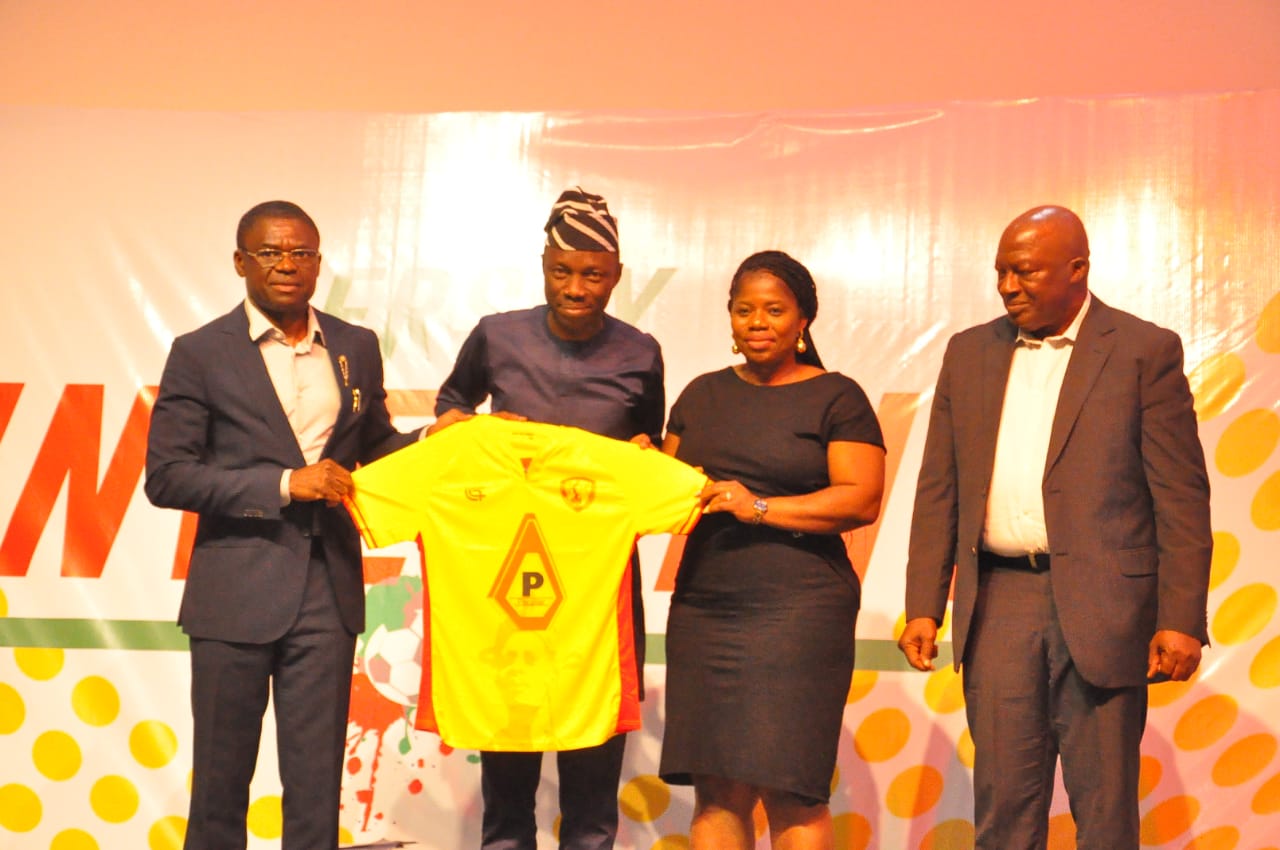 Edo Govt Unveils New Jerseys For Edo Queens, Bendel Insurance