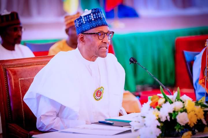 Cashless Policy: Buhari Extends Usage Of Old N200 Note By 60 Days